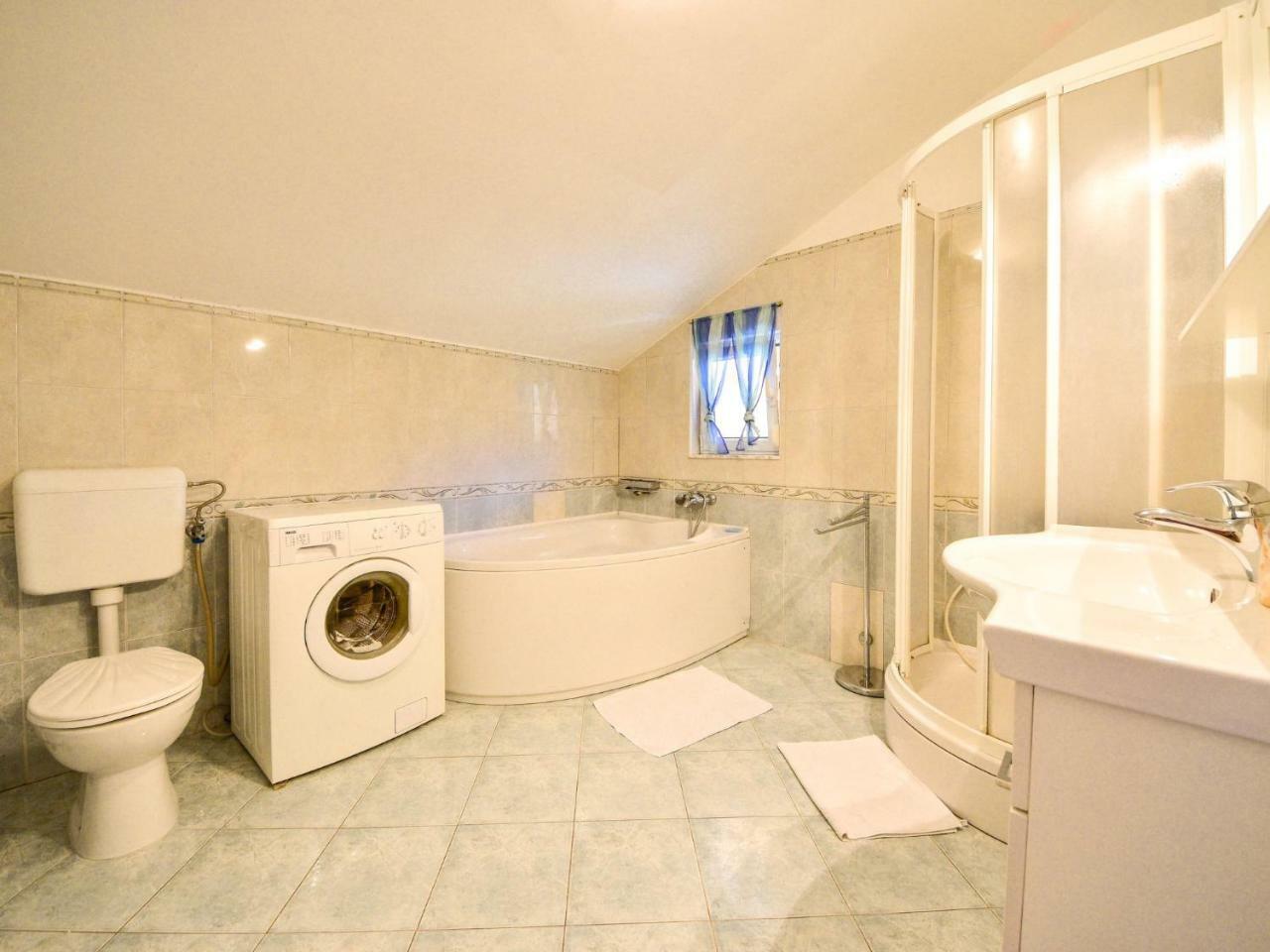 Apartment Olga-5 By Interhome Banjol Zewnętrze zdjęcie